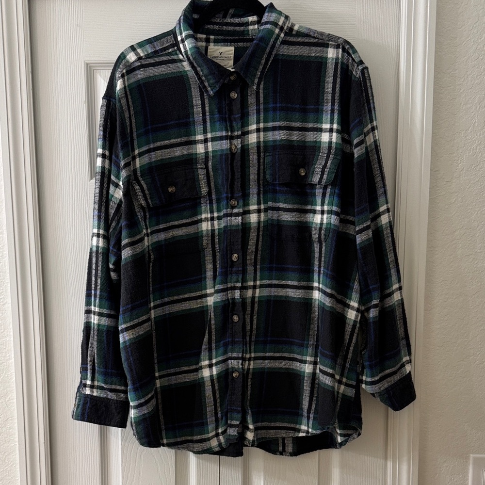 American Eagle Outfitters Black and Green Plaid Shirt